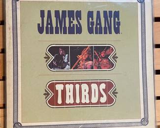 VINTAGE VINYL