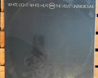 VINTAGE VINYL