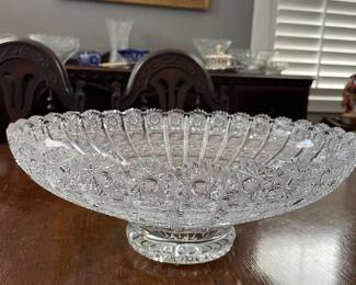 Large Stunning Cut Glass Bowl