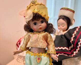 Vtg. Madame Alexander - Thailand doll - International collection