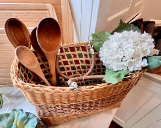 Wicker purse/basket - wooden spoons