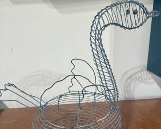 Wire Swan basket