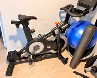 Nordic Track S10i studio cycle