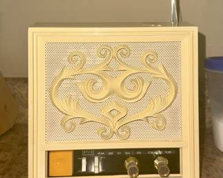 Vtg. Wall mount Silvertone Sears Solid State radio w/scroll front cover - WORKS
