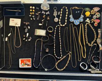 Gold, Sterling & Costume Jewelry Collection