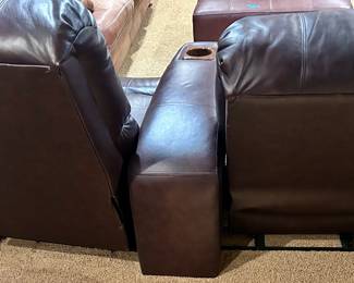 Recliner Chair Set w/ 3 Cupholder Armrests
85”wx36dx40”h (seat 25”wx23dx19 seat to floor) $500