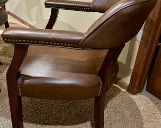 Solid round wood pedestal, Clawfoot Table with Poker table removable top (50.5rndx30”h)
& 5 caster arm chairs with grommet accents
$650 (7pcs)