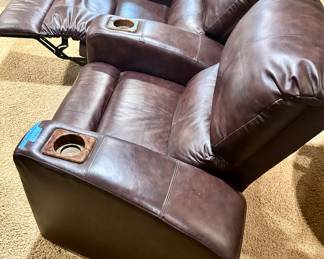 Recliner Chair Set w/ 3 Cupholder Armrests
85”wx36dx40”h (seat 25”wx23dx19 seat to floor) $500