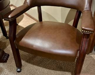 Solid round wood pedestal, Clawfoot Table with Poker table removable top (50.5rndx30”h)
& 5 caster arm chairs with grommet accents
$650 (7pcs)