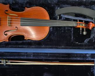 Super nice Ivan Donov full size violin with bow , case and new strings