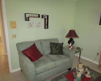 like new love seat and side table