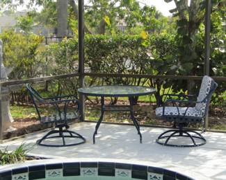 patio table & 2 chairs