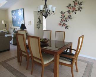 gorgeous dining table with 6 chairs