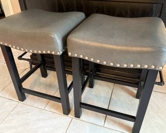 Bar Stools - Steve Silver Company