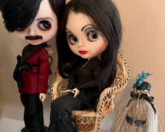 Sample of many Blythe dolls, custom made by our client