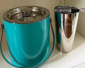 Mid-Century Modern Turquoise Ice Bucket - Innoplus Metal Cocktail Shaker