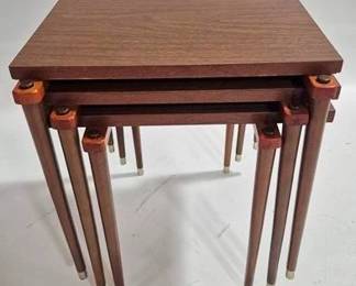 9222 - Vintage Mid-Century Nesting Table Set 3 stacking & nesting tables 21 x 18 x 14 largest