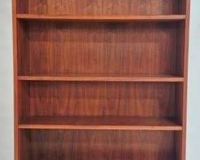 9220 - Vintage Danish Walnut Mid-Century Bookshelf 79 x 35 x 9.5