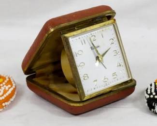 660 - Vintage Beaded Bags & Travel Clock You are buying a used as-is electric/electronic item. We do not guarantee all components are present, and if it is not expressly stated, it is untested.