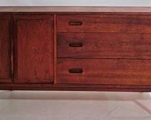 9277 - Mid-Century Walnut Credenza 2 Doors, 3 Drawers 30 x 60 x 18