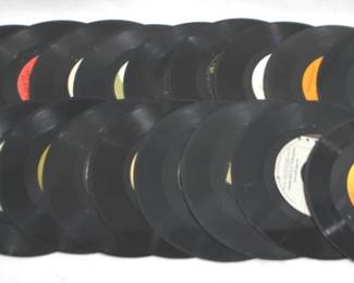 8023 - 19 pc 45 RPM Records