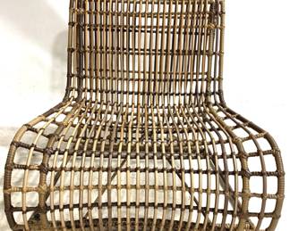 3000 - Furniture Classics Resin Wicker Lounge Chair 28" x 30" x 35"