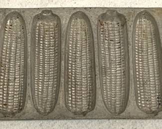 4033 - Cornbread Pan - 12.5" x 6"