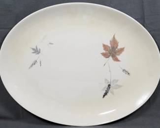 681 - Royal Doulton Tumbling Leaves Platter 12x15