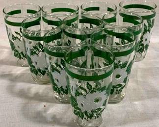 9352 - 10 Green & White Glasses 4"