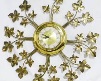 10x - United Wall Clock (Missing Spoke) You are buying a used as-is electric/electronic item. We do not guarantee all components are present, and if it is not expressly stated, it is untested.