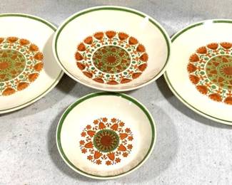 4034 - 4 Royal Ironstone Dish Set