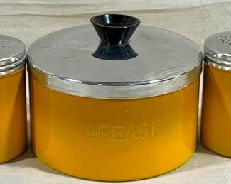 9382 - Vintage Grease Jar, Salt & Pepper Shakers 5 x 6
