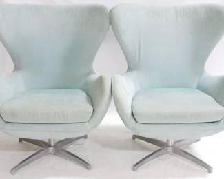 3161 - Pr Swivel Egg Chairs aft. Arne Jacobsen 41x34.5x32