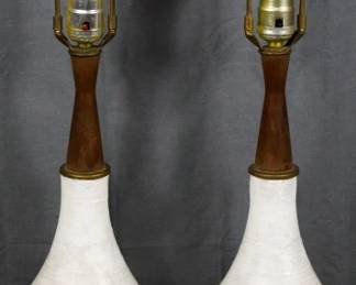 683 - Pair Mid Century Lamps 29" You are buying a used as-is electric/electronic item. We do not guarantee all components are present, and if it is not expressly stated, it is untested.