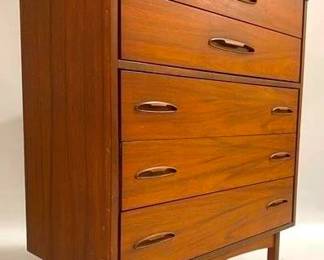 9208 - Mid-Century Walnut Chest of Drawers 44 x 36 x 18