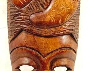 9542 - Wood Wall Hanging Mask - 18" x 7"