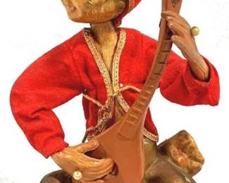 4016 - Vintage Musical Figure - 7.5" Tall