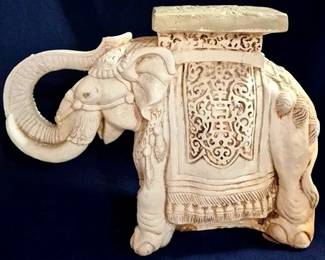 9217 - Vintage Plaster Elephant Garden Stool 17 x 22 x 8
