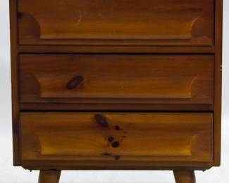 224 - Franklin Shockey Pine Mid Century Stand 27x18x22