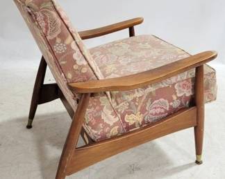 6034 - Vintage Mid-Century Swoop Arm Chair 32 x 30 x 31