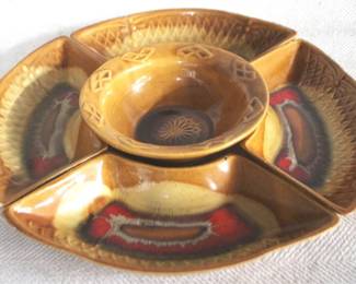 7728 - California Pottery Serving Set - 14.5" Round