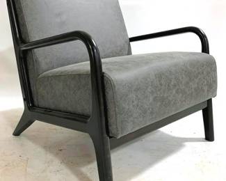 4319 - White Rattan Accent Chair w/ cushions 28 x 30 x 30