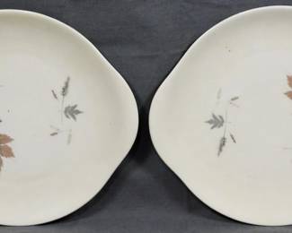 679 - Royal Doulton Tumbling Leaves Pr Platters 10.5x9