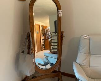 Oval Standing Mirror