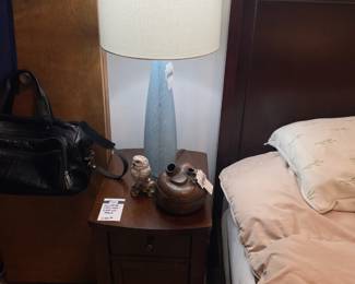 Universal Furniture Chairside Table