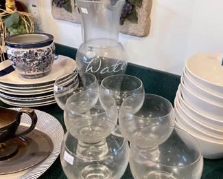 Glass Sets, Bowls