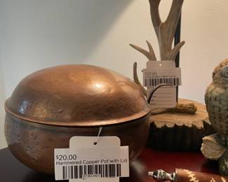 Hammered Copper Pot with Lid
