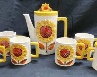 NAPCOWARE JAPAN Set 7 Porc Coffee Pitcher & Cups