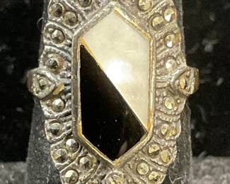 176: Sterling Silver MOP Onyx & Marcasite Ring