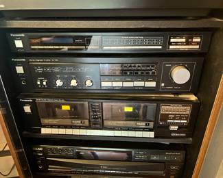 Panasonic AM/FM Stereo Synthesizer Tuner – ST-362, Panasonic Stereo Integrated Amplifier – SU-362, Panasonic Stereo Double Cassette Deck – RS-362, TEAC Compact Disc Multi Player – PD-D2300